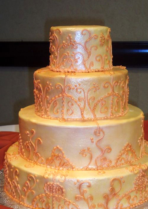 copper piped buttercream wedding cake