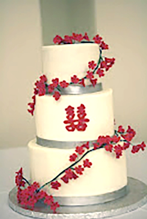 red vines chinese symbols wedding cake
