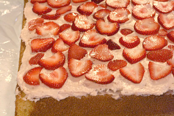 strawberry filling in a cake