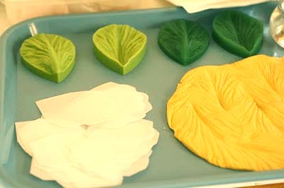 wafer paper petals and veiners for making edible peonies