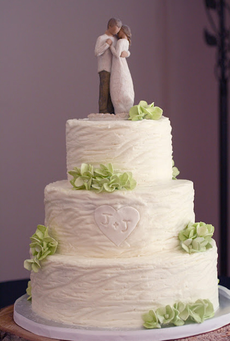 wood textured fondant wedding cake with green gumpaste hydrangeas