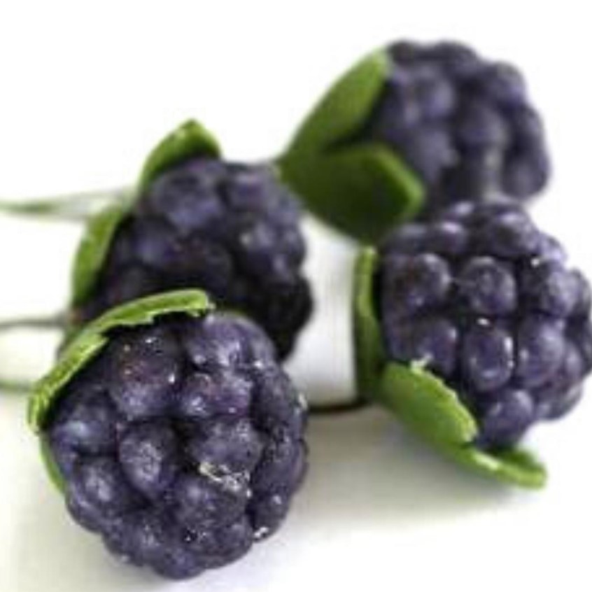 gumpaste blackberries