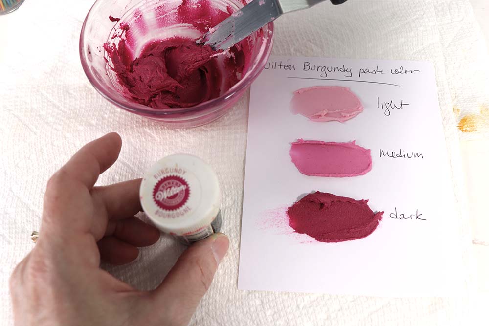 wilton burgundy food coloring in icing