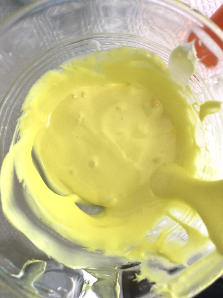 yellow icing natural food coloring
